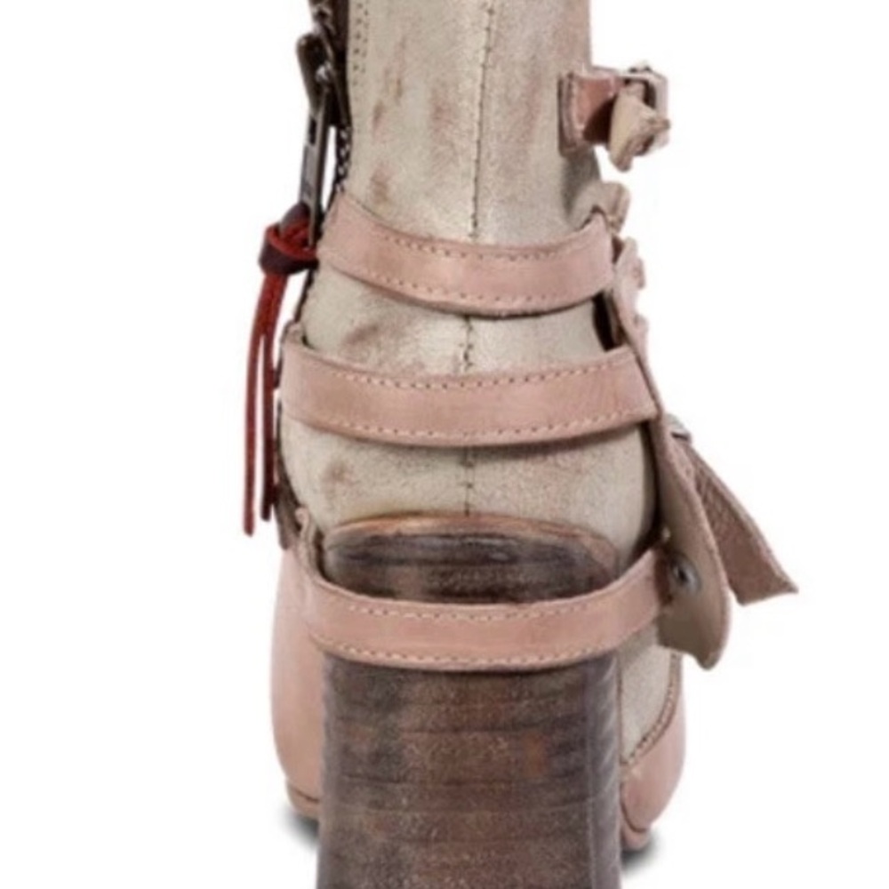 Freebird Jerome Blush booties, size 10 (fits like a 9 as these run small/narrow) - Picture 3 of 10